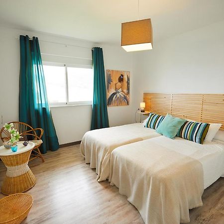 Apartamento En Viveiro Extérieur photo