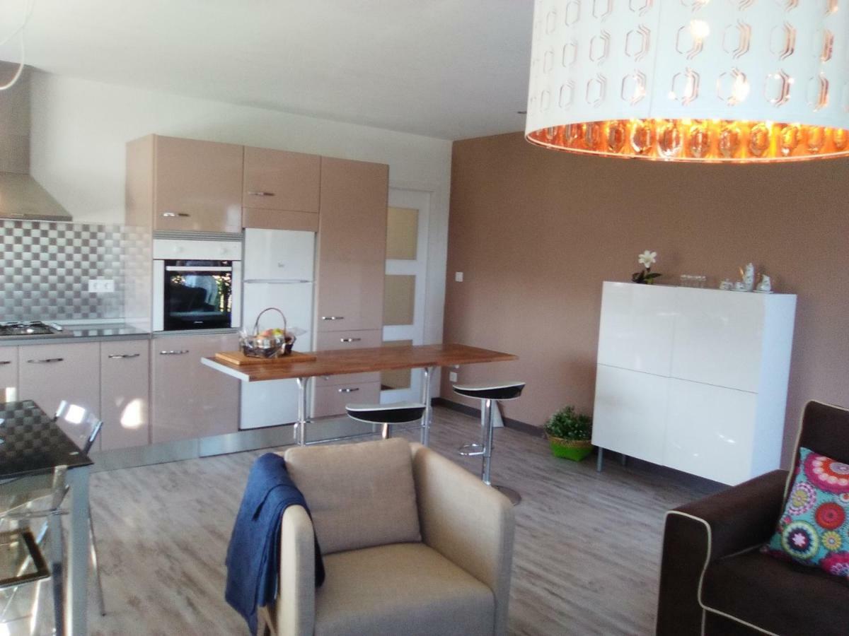 Apartamento En Viveiro Extérieur photo